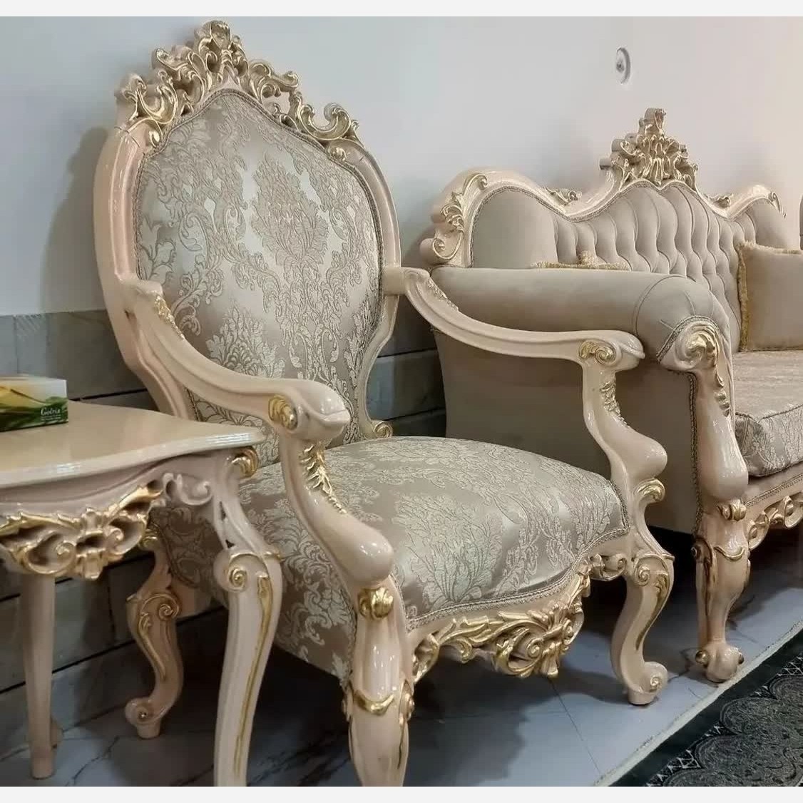 مبل کلاسیک چراغان رنگبندی متنوع