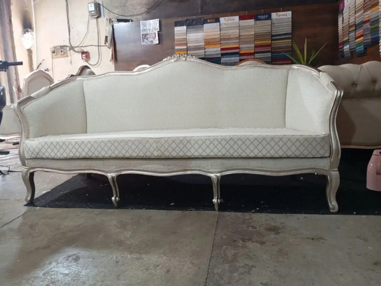 مبل کلاسیک ۸نفره سه گل فرانسوی