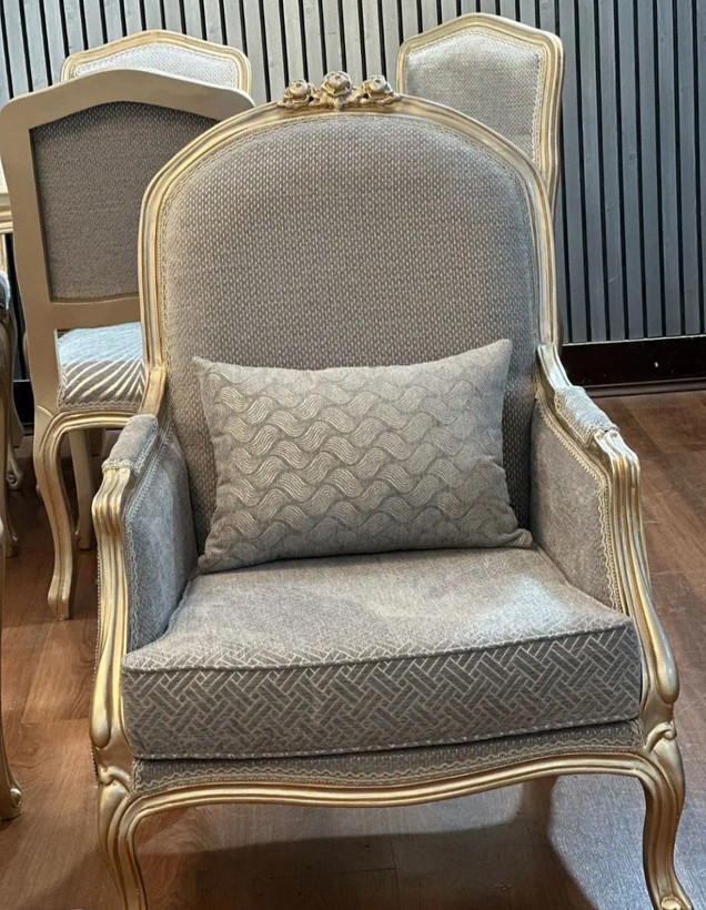 مبل کلاسیک ۸نفره سه گل فرانسوی