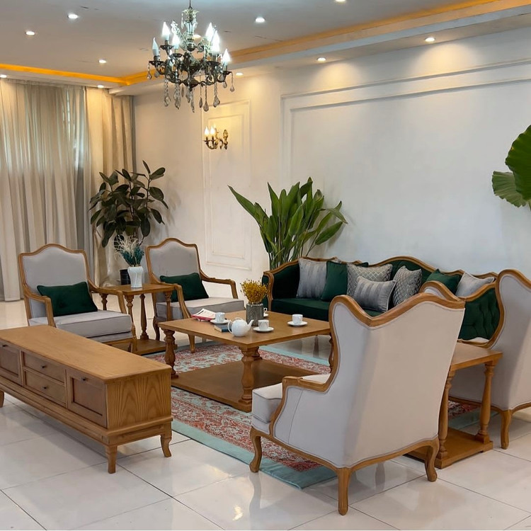 مبل کلاسیک مدل کویین فرانسوی 7نفره