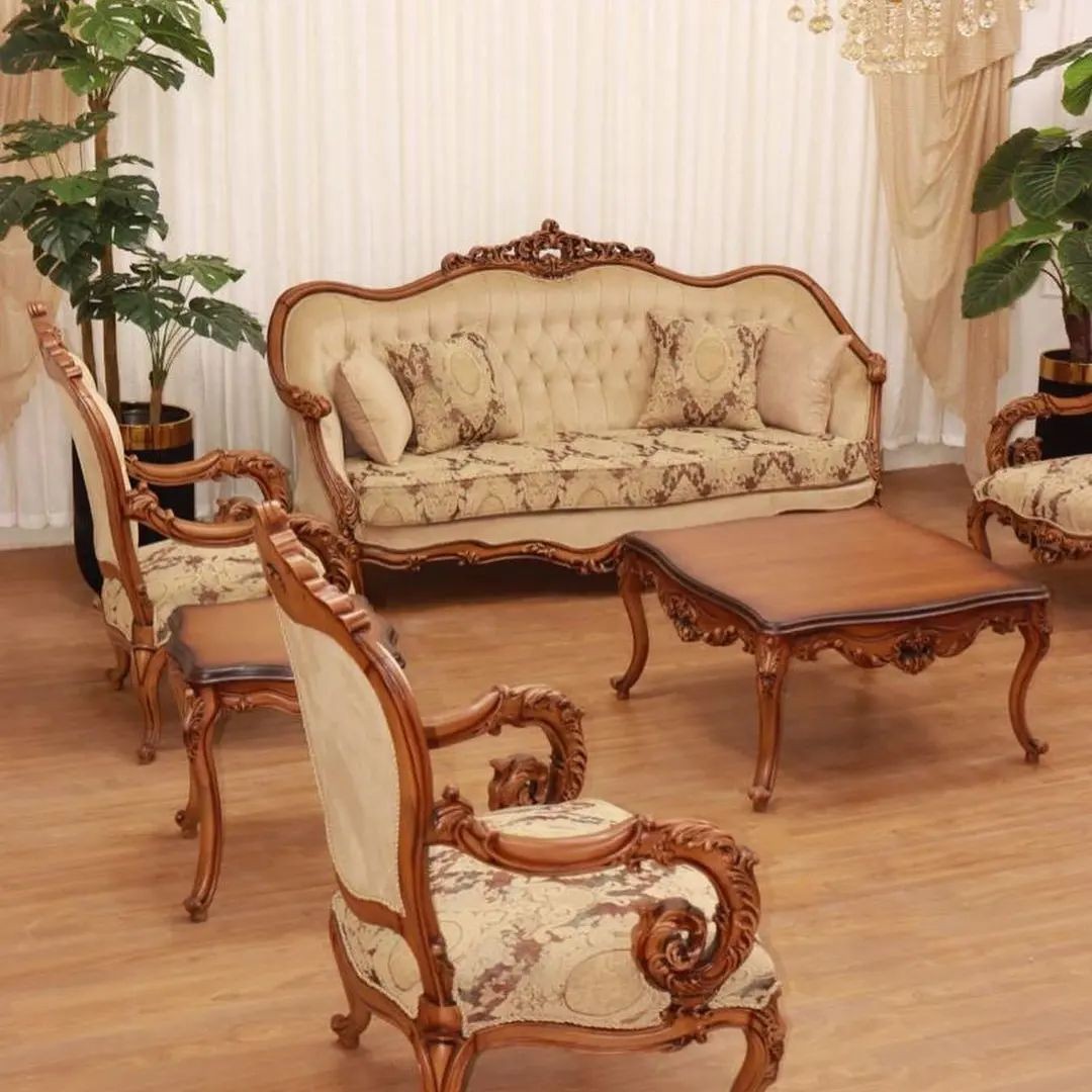 مبل کلاسیک سلطنتی ۷نفره مدل لیون