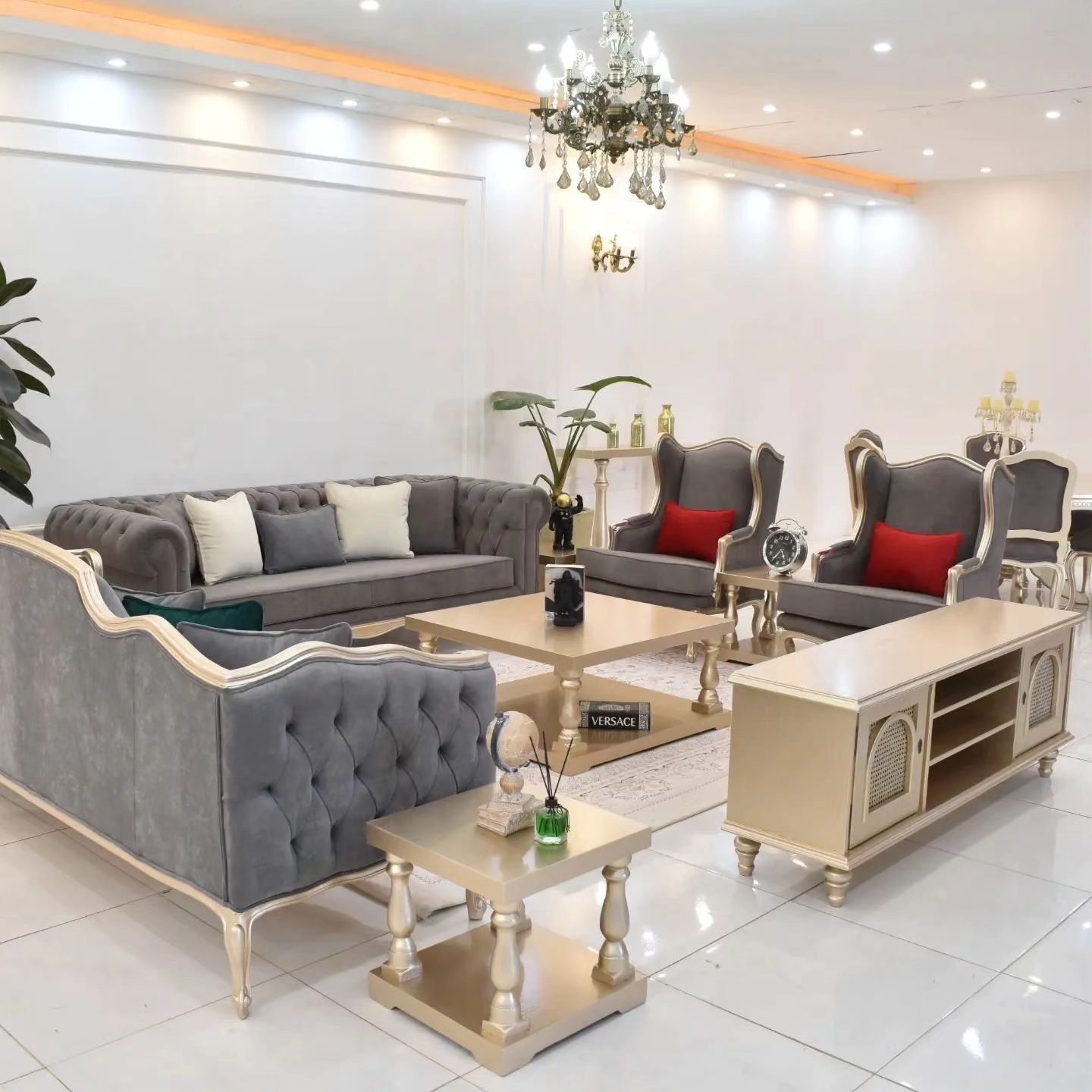 مبل کویین کد 2