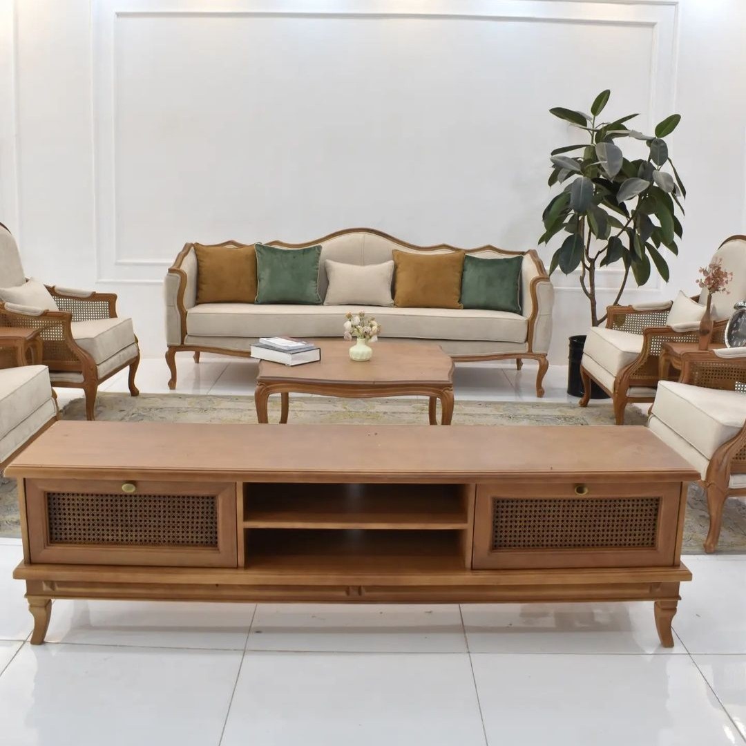 میز تی وی کویین