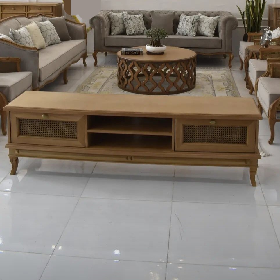 میز تی وی کویین