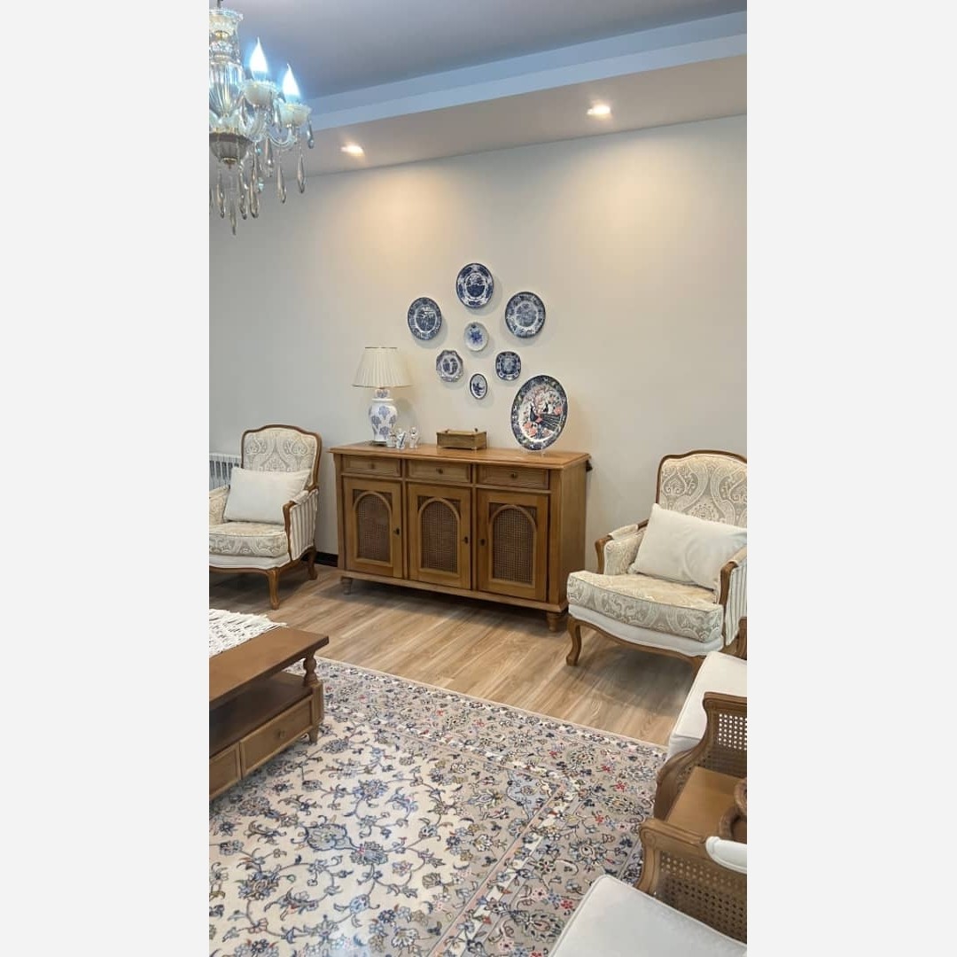 اینه قدی اینه ایستاده اینه چوبی