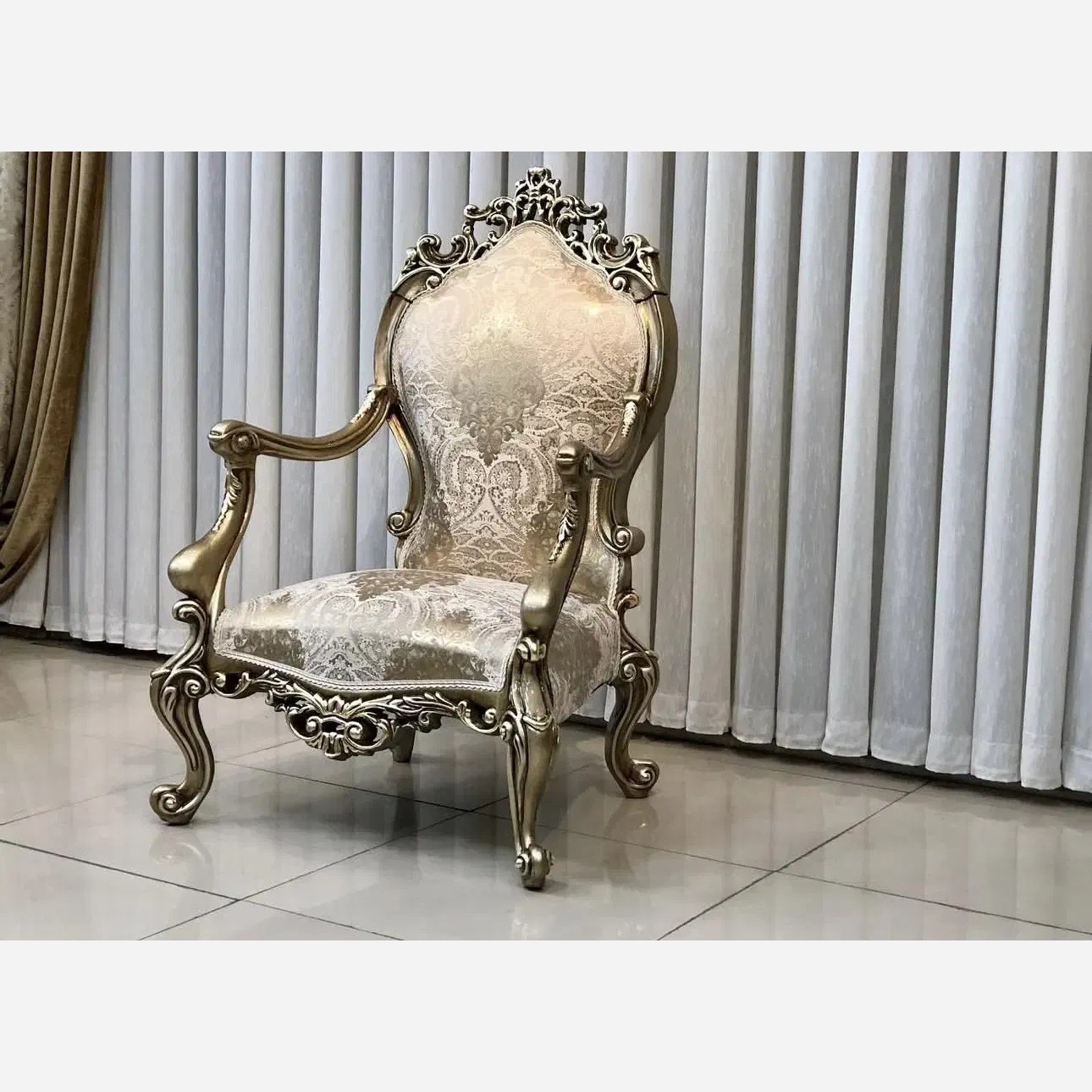 مبل کلاسیک سلطنتی چراغان ارسال بصورت رایگان