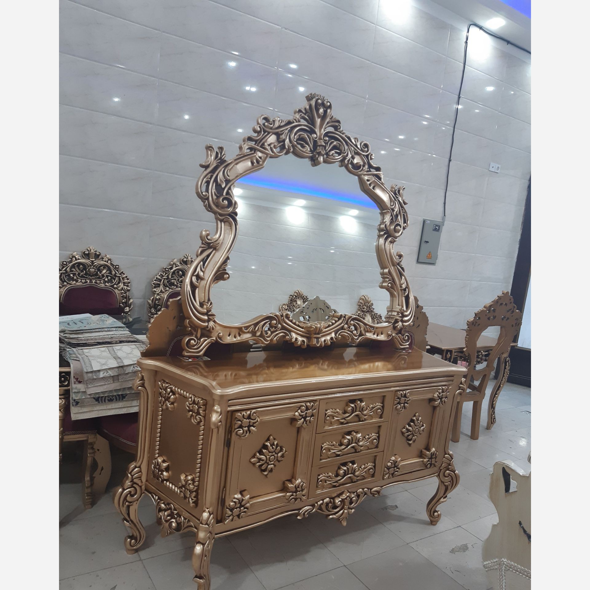 کنسول سلطنتی ارسال بصورت رایگان