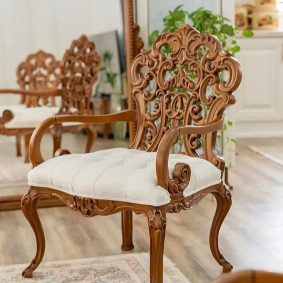 مبل کینگ ۹نفره با جلومبلی و عسلی