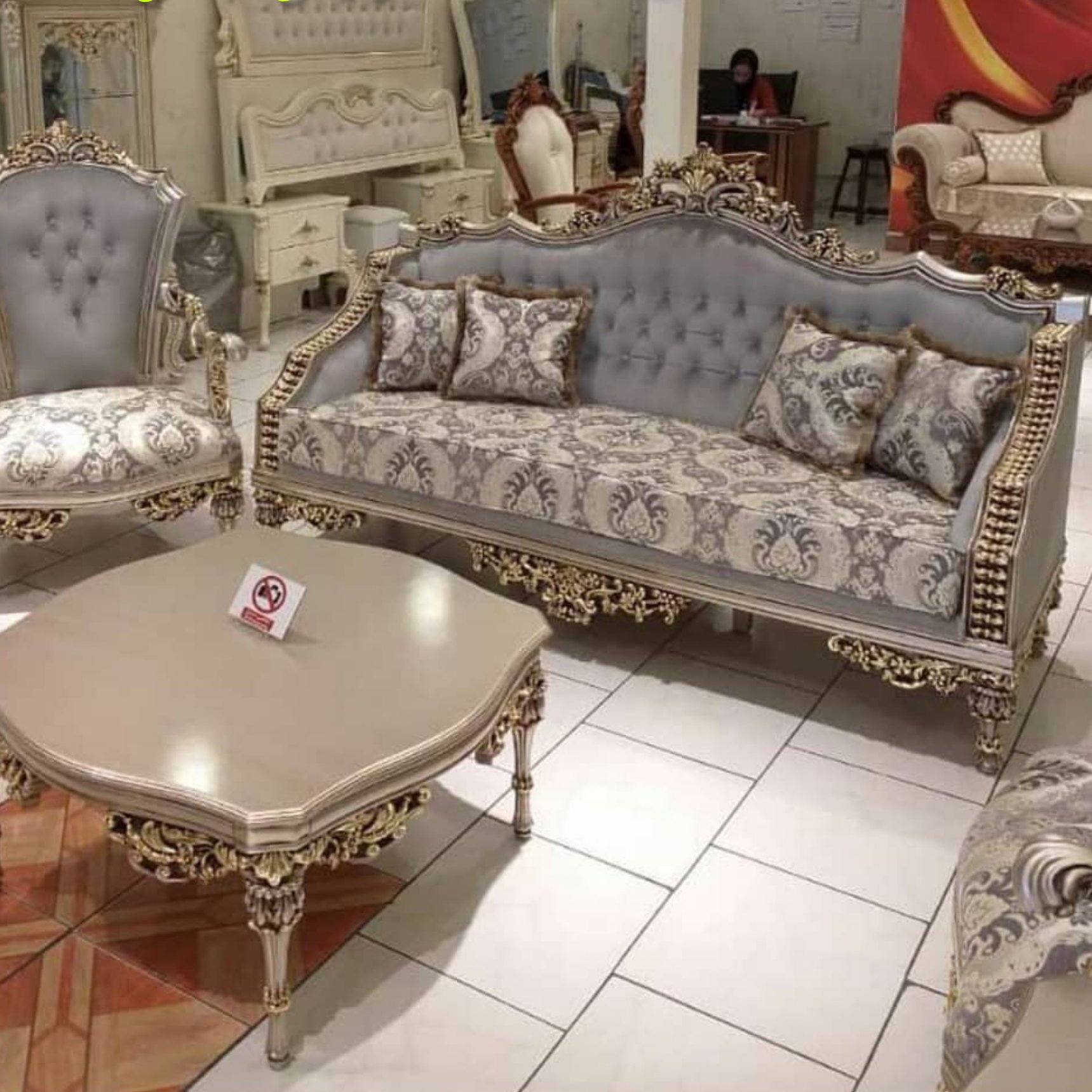 مبل کلاسیک آبشاری سری صادراتی بسیار زیبا وشکیل ارسال رایگان