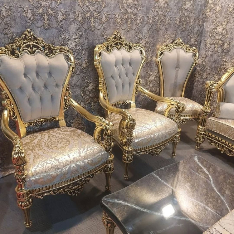 مبل کلاسیک نه نفره مدل خاطره با پارچه مخمل خارجی و جلو مبلی