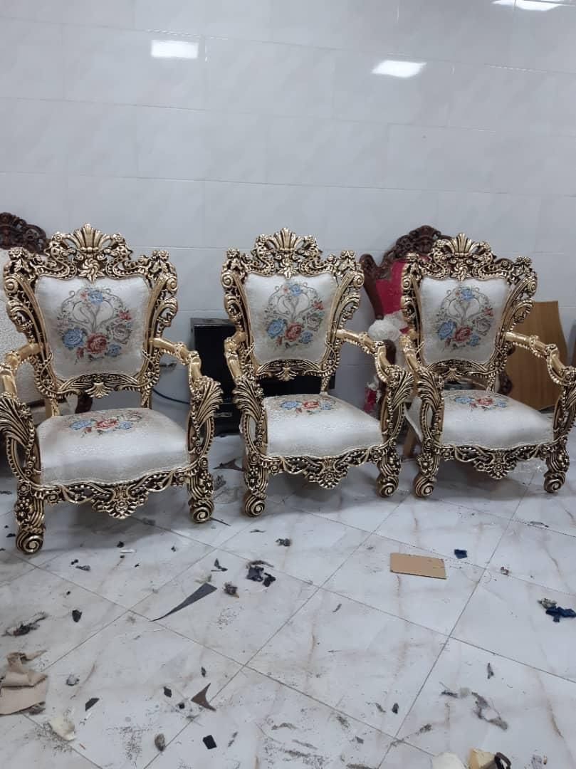 مبل کلاسیک مدل خرچنگی 9نفره+جلومبلی و عسلی