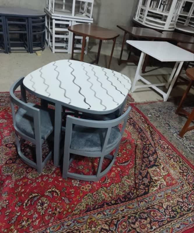نهارخوری 4 نفره مربع کمجا لبه گرد رنگبندی سفارشی