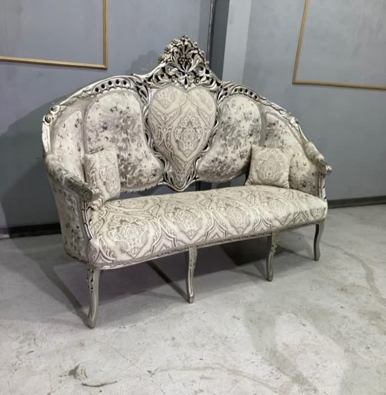 مبل کلاسیک 9 نفره کد 36 + جلومبلی و عسلی با تخفیف ویژه