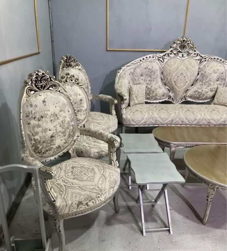 مبل کلاسیک 9 نفره کد 36 + جلومبلی و عسلی با تخفیف ویژه