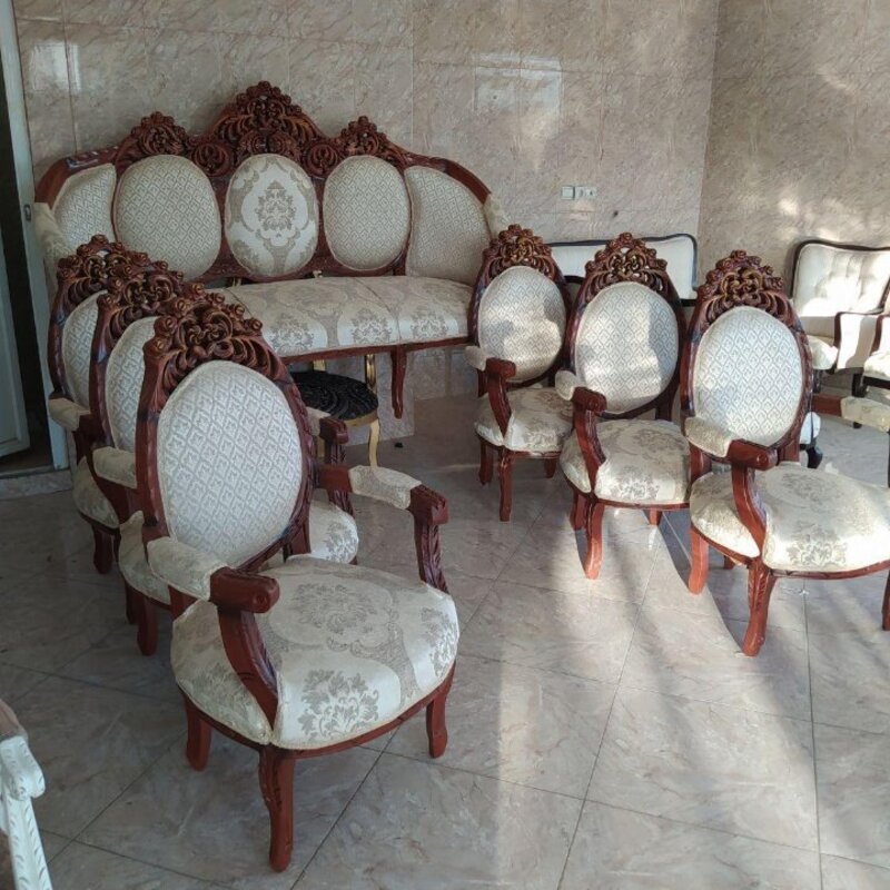 مبل کلاسیک 9 نفره + جلومبلی و عسلی کد 5893