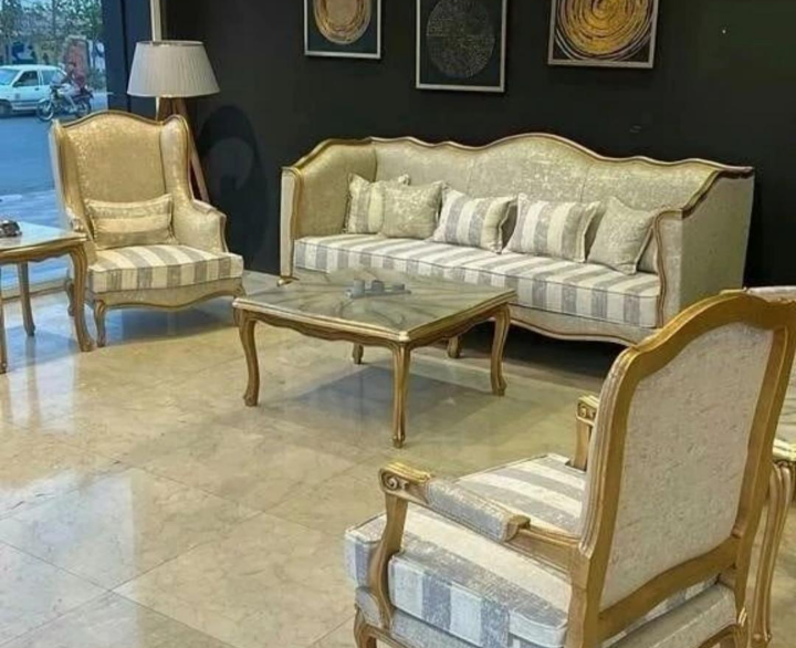 مبل کلاسیک مدل فرانسوی 9 نفره با تخفیف ویژه