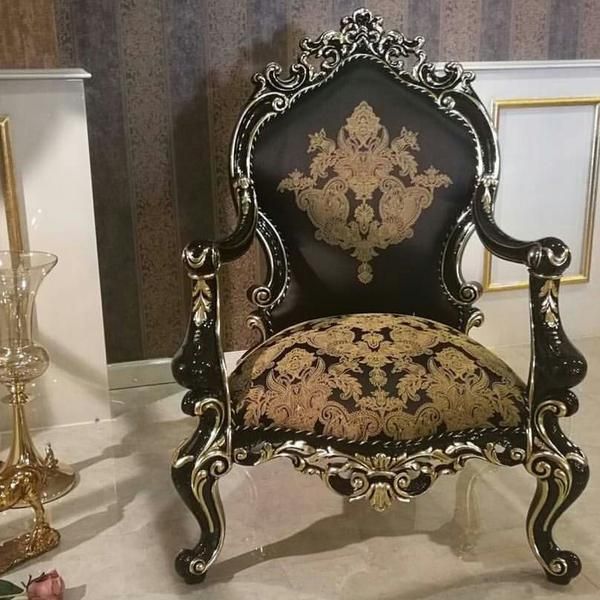 مبل کلاسیک مدل چراغان 9نفره رنگبندی مشکی طلایی
